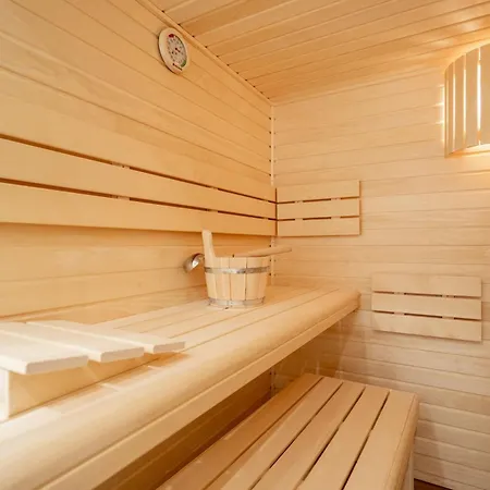 Quartier Maxim - App 3 דירה *